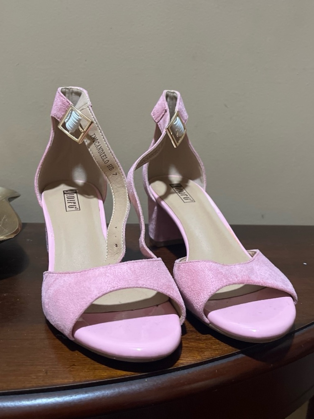Pink heels